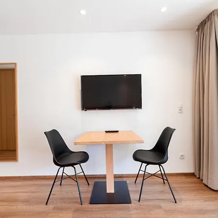 Apartment Greva 2 *